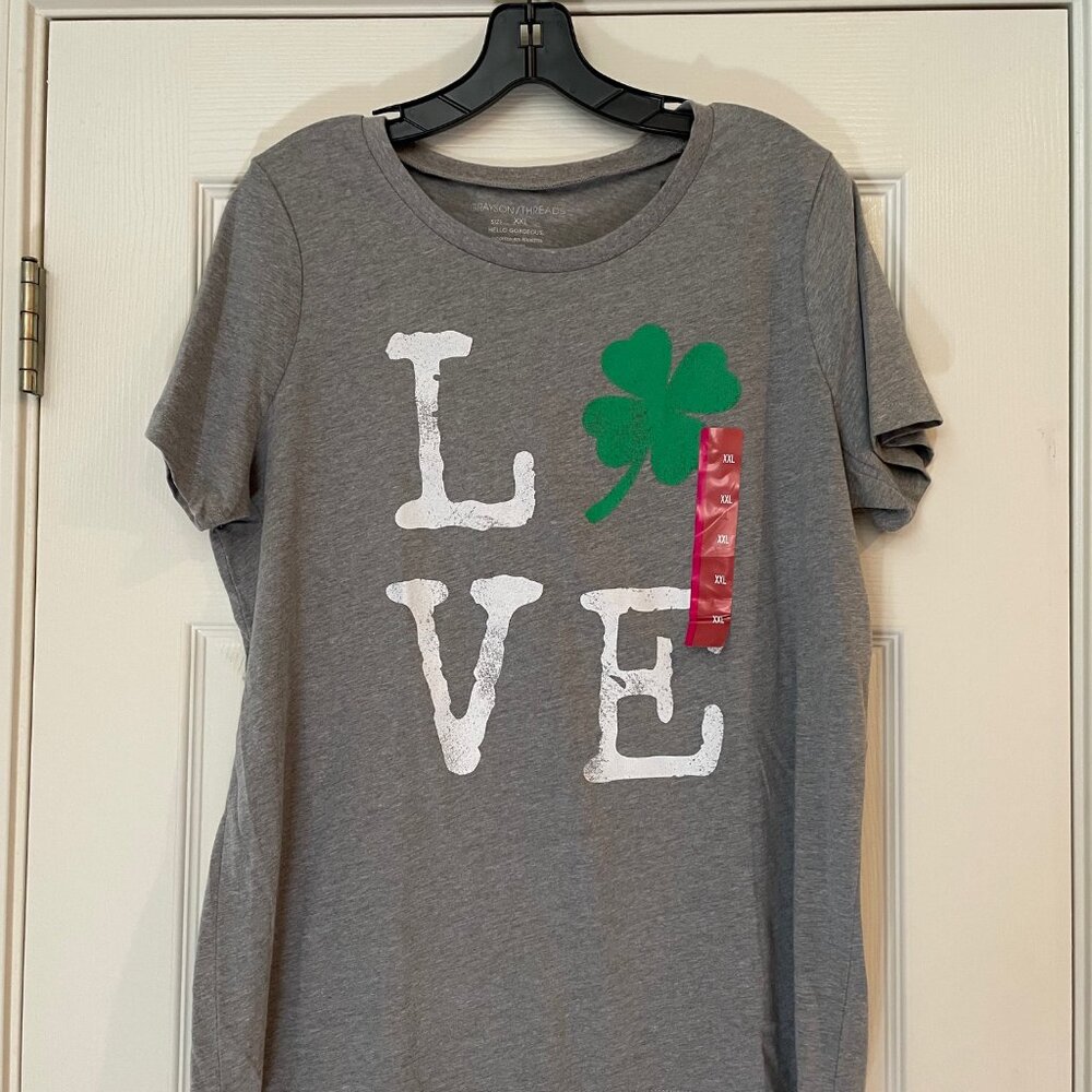 NWT - Ladies LOVE graphic t-shirt; sz XXL